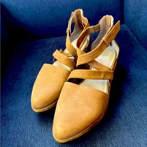Eileen Fisher Tan Strappy Shoes